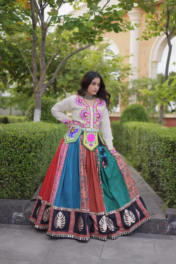 Sm_Cotton_Printed_Lehenga_With_Real_Mirror_Lace_Kutchi_Gamthi_Blouse_Default_Title