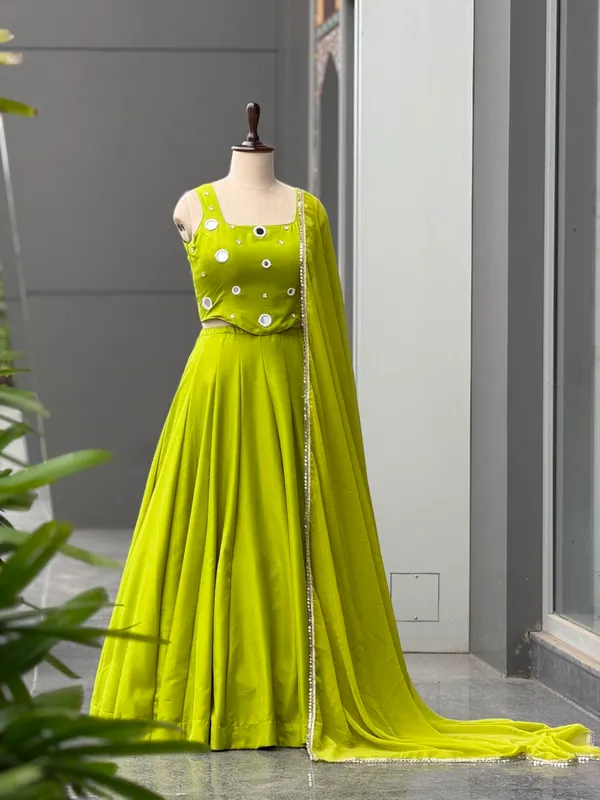 Sm_Exclusive_Designer_Navratri_Chaniya_Choli_Set_Default_Title