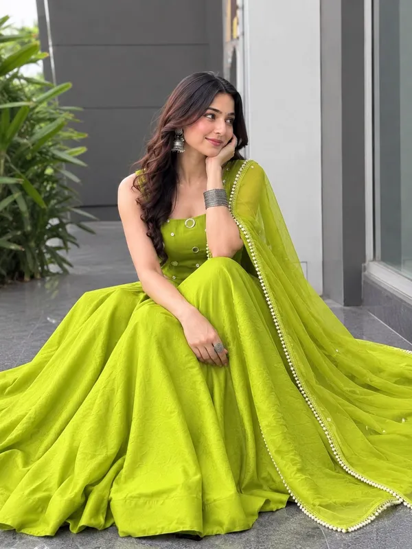 Sm_Exclusive_Designer_Navratri_Chaniya_Choli_Set_Default_Title