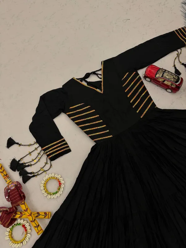 Sm_Festive_Pure_Cotton_Twirl_Flared_Gown_With_Soft_Micro_Cotton_Inner_Black