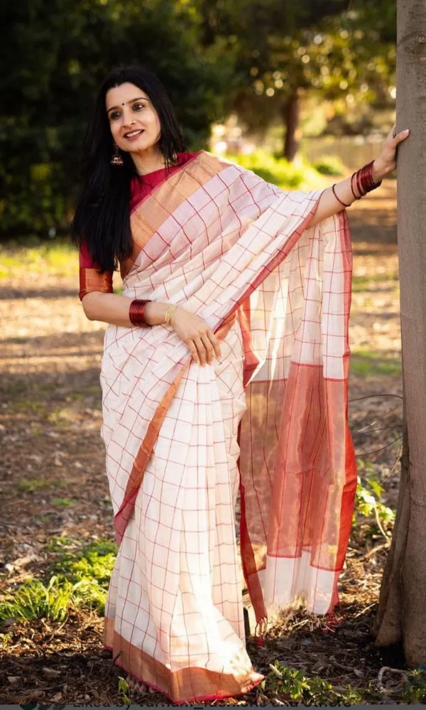 Sm_Premium_Linen_Festive_Saree_With_Digital_Print_Zari_Weaving_Blouse_Default_Title