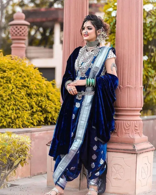 Sm_Traditional_Soft_Lichi_Silk_Saree_With_All_Over_Jacquard_Weaving_Default_Title