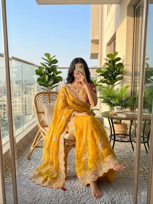 Sm_Jhamkudi_Heavy_Fendy_Satin_Lehariya_Sequence_Saree_Haldi_Yellow