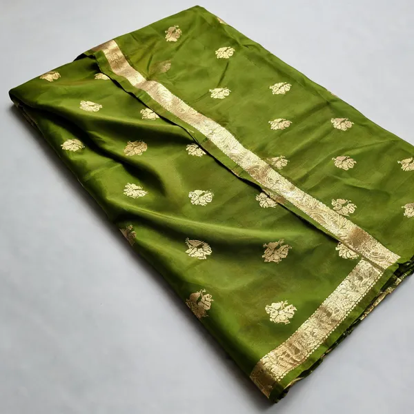 Olive_Green_Viscose_Crepe_Silk_Jacquard_Peacock_Saree_For_Women