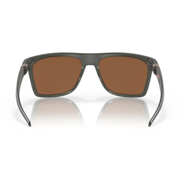 Oakley_Leffingwell_Matte_Grey_Smoke_Prizm_Tungsten_Lifestyle_Sunglasses