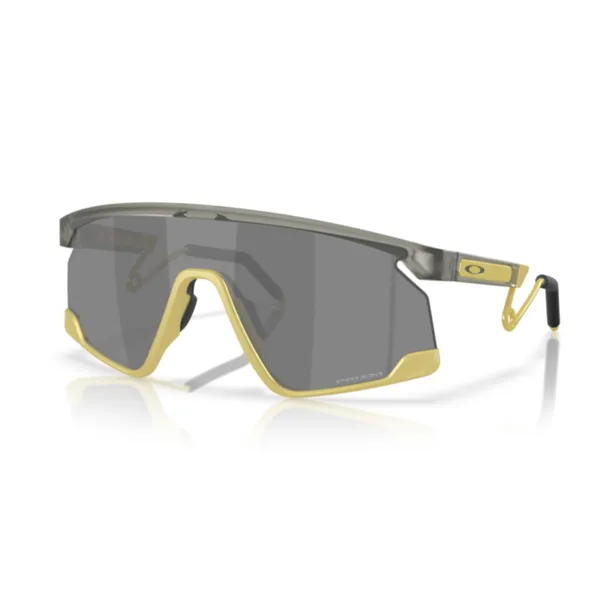 Oakley_BXTR_Metal_Matt_Grey_Ink_/_Vintage_Gold_Prizm_Black_Sports_Sunglasses