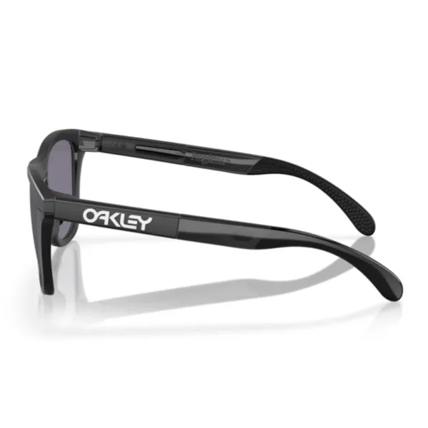 Oakley_Frogskins_Range_Matte_Black_Prizm_Grey
