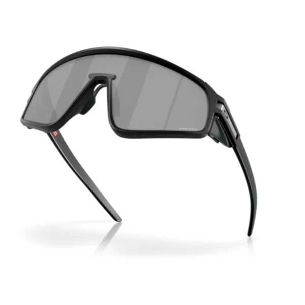 Oakley_Latch_Panel_Matte_Black