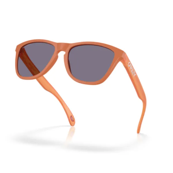 Oakley_Frogskin_Matte_Ginger