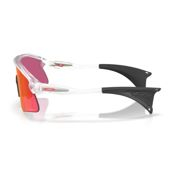 Oakley_Stunt_Devil_Matte_Clear