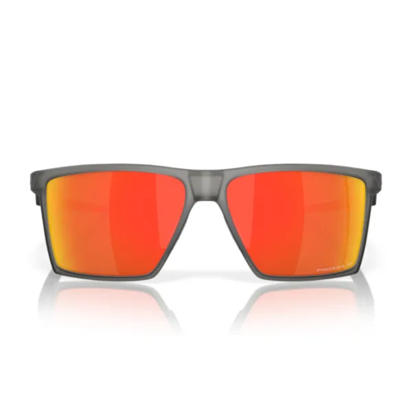 Oakley_Futurity_Sun_Satin_Grey_Smoke