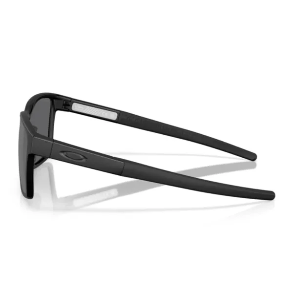 Oakley_Actuator_Sq_Matte_Black