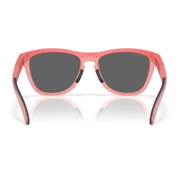 Oakley_Frogskins_Range_Muted_Metallic_Paloma_Prizm_Black_Polarized_Lifestyle_Sunglasses