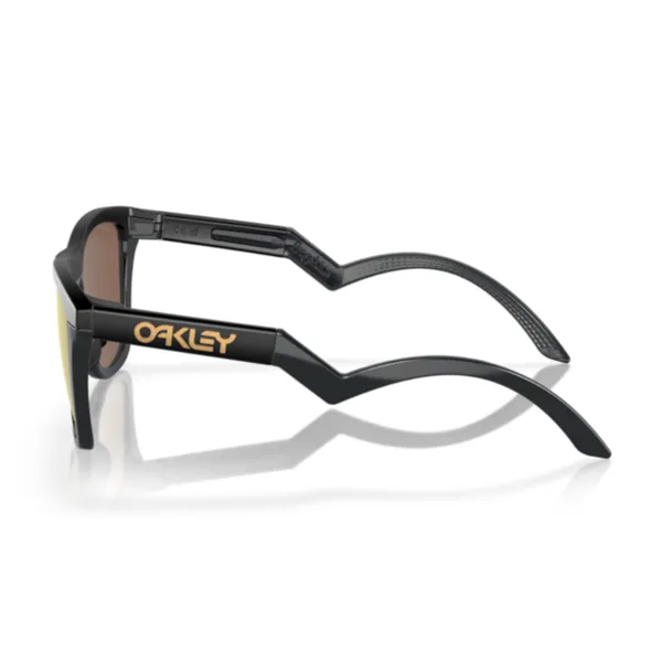 Oakley_Frogskins_Hybrid_Matte_Black_Prizm_24K_Polarized_Lifestyle_Sunglasses
