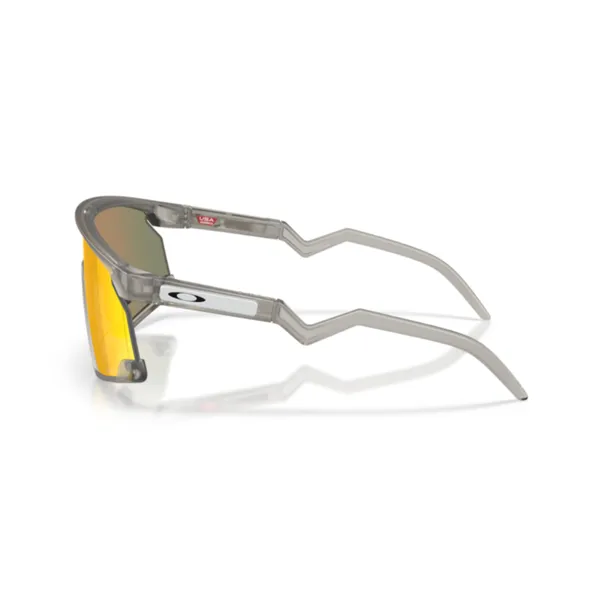 Oakley_BXTR_Matte_Desert_Tan_Prizm_Ruby_Sports_Sunglasses
