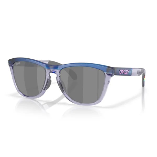 Oakley_Frogskins_Range_Matte_Transparent_Blue_Prizm_Black_Lifestyle_Sunglasses