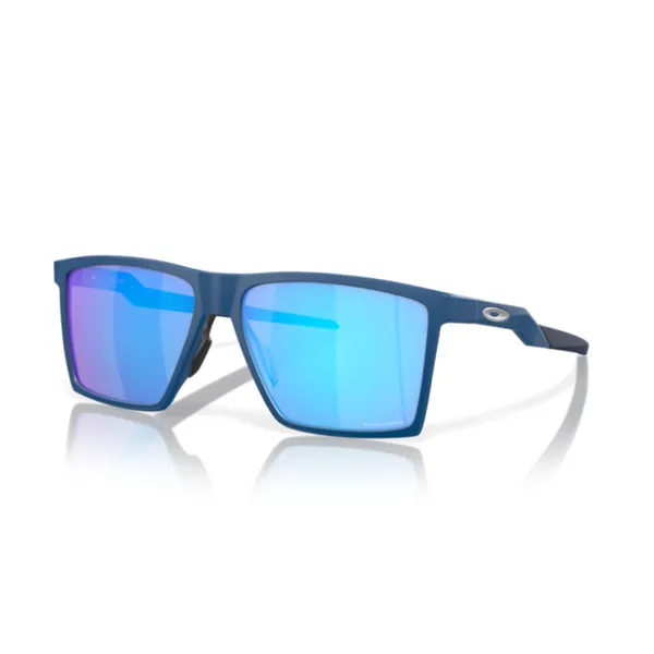 Oakley_Futurity_Sun_Satin_Navy_Prizm_Sapphire_Lifestyle_Sunglasses