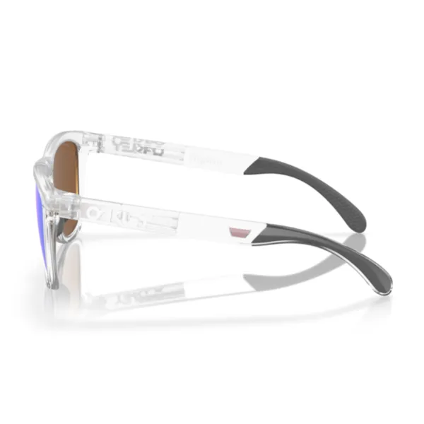 Oakley_Frogskins_Range_Matte_Clear_Prizm_Violet_Lifestyle_Sunglasses