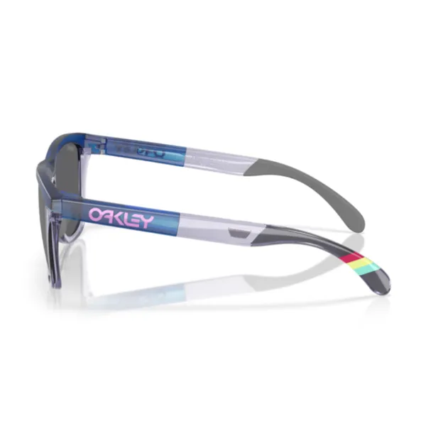 Oakley_Frogskins_Range_Matte_Transparent_Blue_Prizm_Black_Lifestyle_Sunglasses