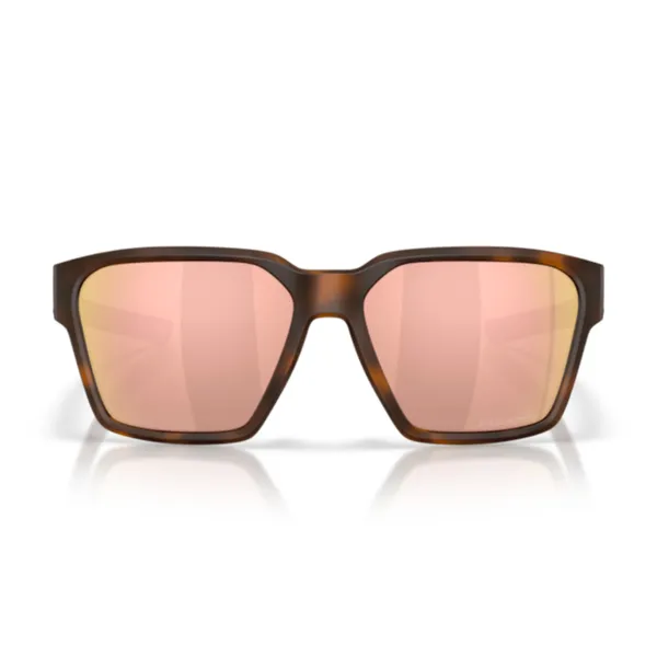 Oakley_Briza_Matte_Tortoise_Dark_Amber_Prizm_Rose_Gold_Lifestyle_Sunglasses