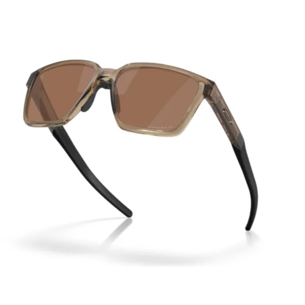 Oakley_Actuator_SQ_Brown_Smoke_Prizm_Tungsten_Polarized_Lifestyle_Sunglasses