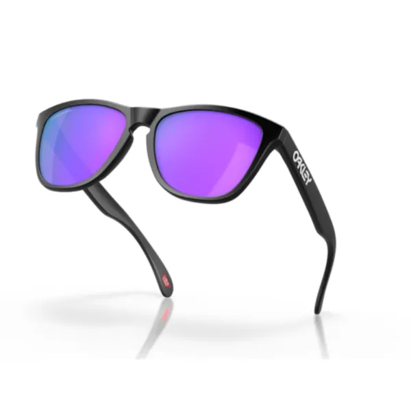 Oakley_Frogskin_Matte_Black_Prizm_Violet_Lifestyle_Sunglasses