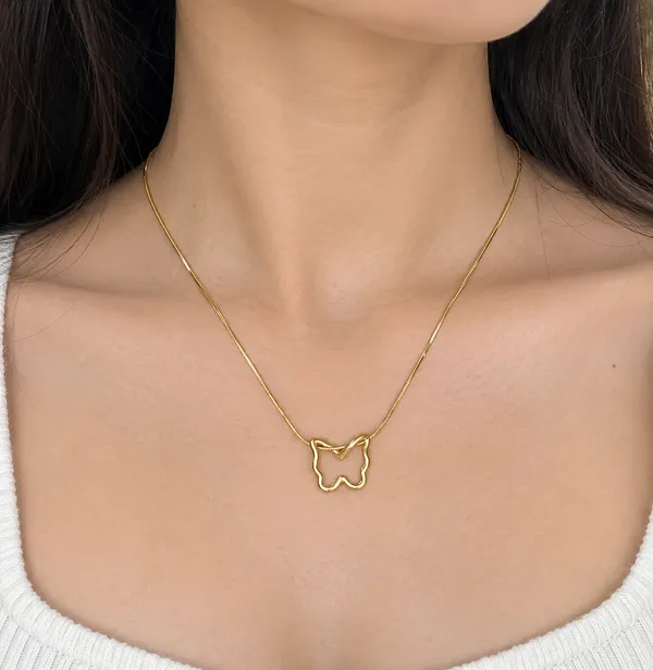 Gold_Stainless_Steel_Butterfly_Pendant_Necklace_For_Women