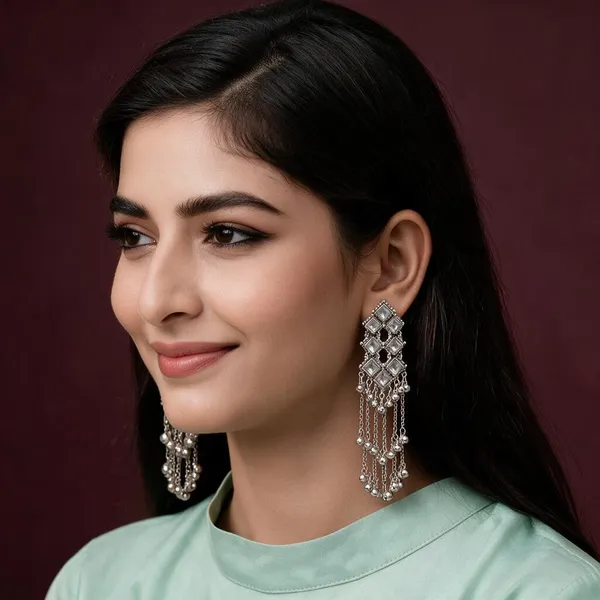 Silver_Alloy_Chandelier_Crystal_Dangle_Earrings_For_Women