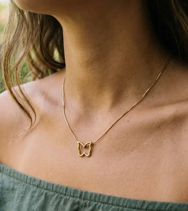 Gold_Stainless_Steel_Butterfly_Pendant_Necklace_For_Women