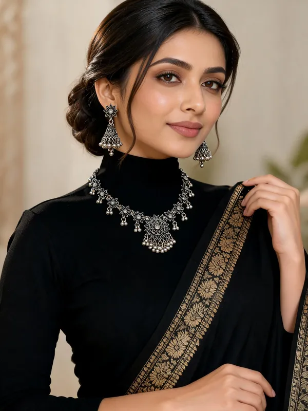 Oxidised_Silver_Alloy_Floral_Necklace_And_Earrings_Set_For_Women