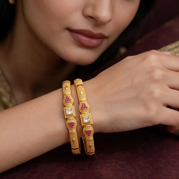 Gold_Alloy_Red_White_Stone_Studded_Traditional_Bangle_Set_For_Women