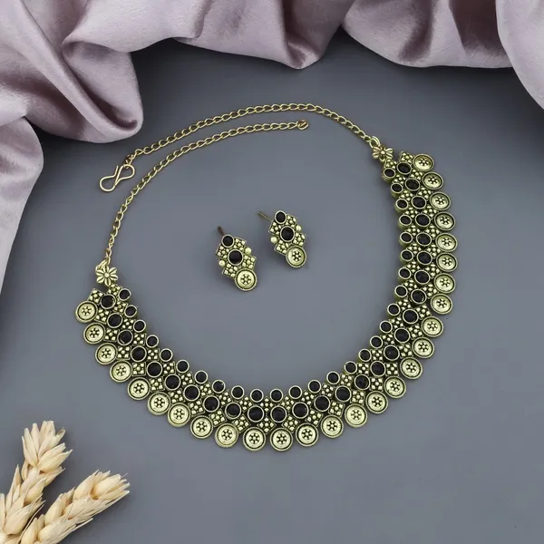 Antique_Gold_Alloy_Black_Accent_Statement_Necklace_Set_For_Women