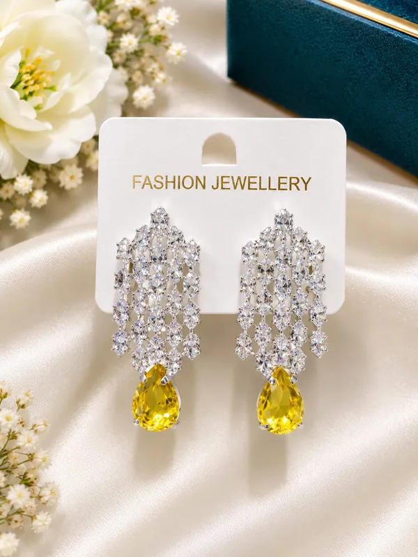 Silver_Yellow_Alloy_Chandelier_Crystal_Drop_Earrings_For_Women