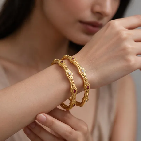 Gold_Alloy_Openwork_Red_Clear_Stone_Bangle_Set_For_Women