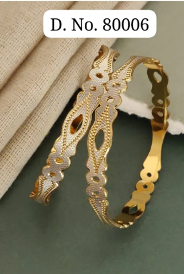 Gold_Alloy_Leaf_Openwork_Textured_Bangle_Set_For_Women
