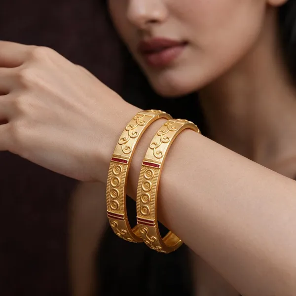 Gold_Alloy_Embossed_Circular_Motif_Bangle_Set_For_Women