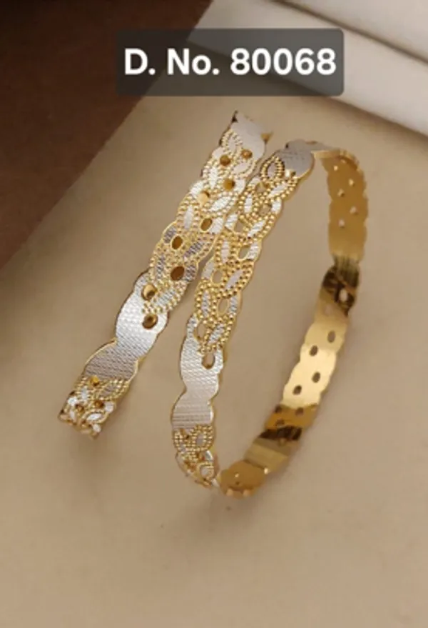 Gold_Silver_Alloy_Filigree_Two-Tone_Bangle_Set_For_Women