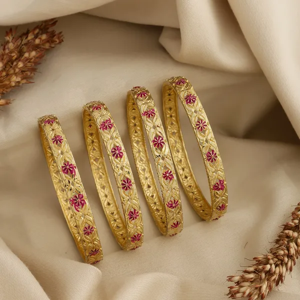 Gold_Alloy_Red_Floral_Embossed_Bangle_Set_For_Women