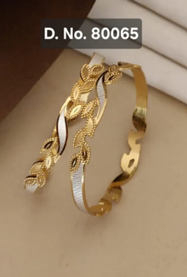 Gold_Alloy_Leaf_Floral_Open_Cuff_Bangle_Set_For_Women