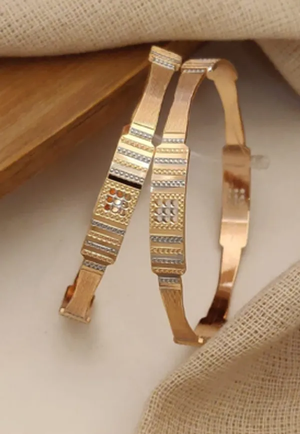 Gold_Alloy_Floral_Geometric_Embellished_Bangle_Set_For_Women
