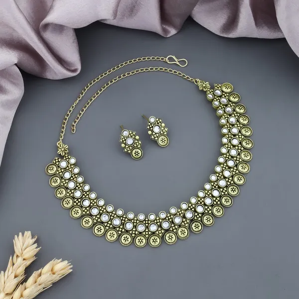Antique_Gold_Alloy_Floral_White_Stone_Necklace_Set_For_Women