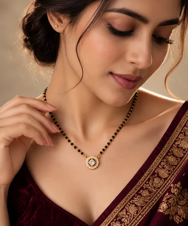 Black_Gold_Alloy_Beaded_Stone_Pendant_Mangalsutra_For_Women