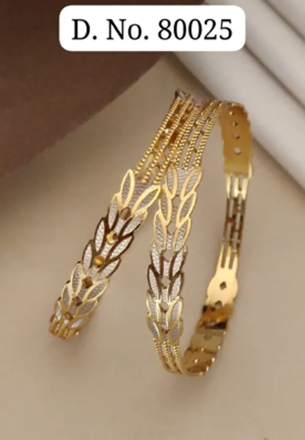 Gold_Alloy_Leaf_Motif_Open_Bangle_Set_For_Women