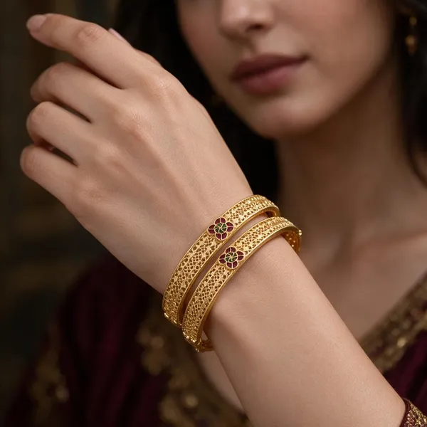 Gold_Alloy_Floral_Lattice_Enamel_Bangle_Set_For_Women