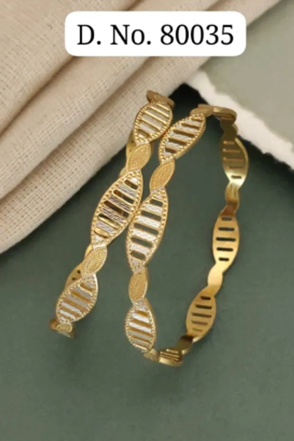 Gold_Alloy_Leaf_Pattern_Linked_Bangle_Set_For_Women