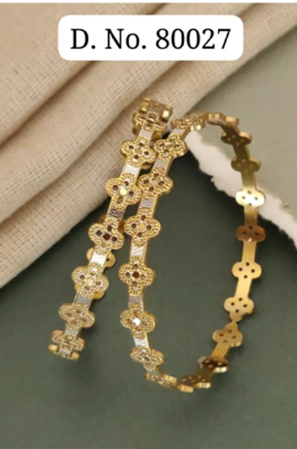 Gold_Alloy_Floral_Link_Stone_Accent_Bangle_Set_For_Women