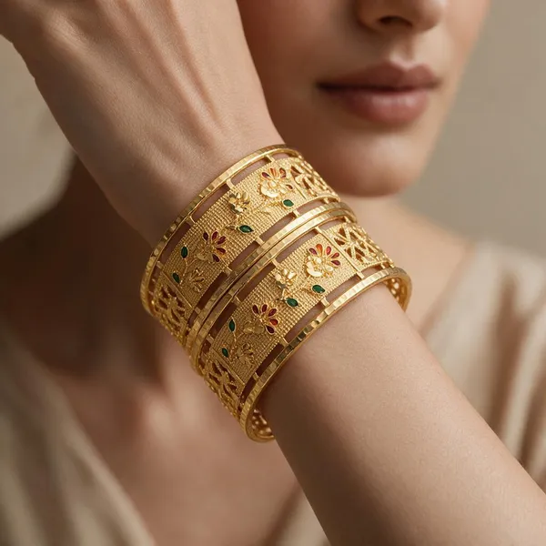 Gold_Alloy_Floral_Stone_Embellished_Cuff_Bangle_Set_For_Women