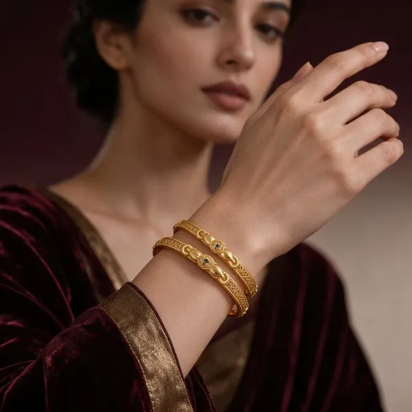 Gold_Alloy_Ornate_Green_Stone_Traditional_Bangle_Set_For_Women