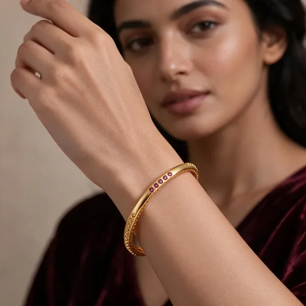 Gold_Alloy_Stone_Studded_Traditional_Bangle_Set_For_Women