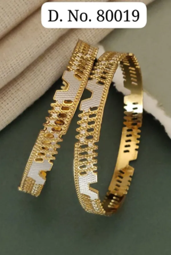 Gold_Alloy_Textured_Openwork_Bangle_Set_For_Women
